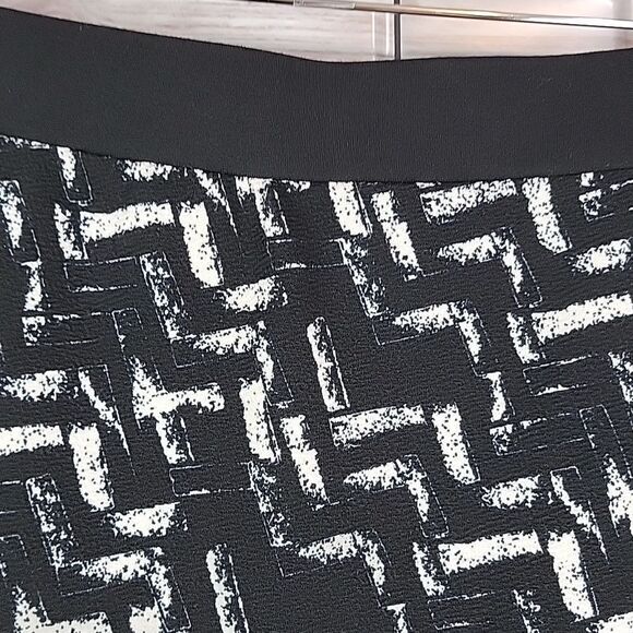 Joe B pull on pencil skirt Size S - Picture 3 of 8